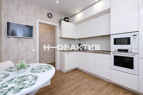 
   Продам 2-комнатную, 57 м², Приморская ул, 5

. Фото 15.