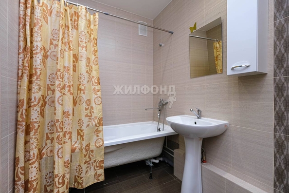 
   Продам 1-комнатную, 41.2 м², Герцена ул, 11/2

. Фото 10.