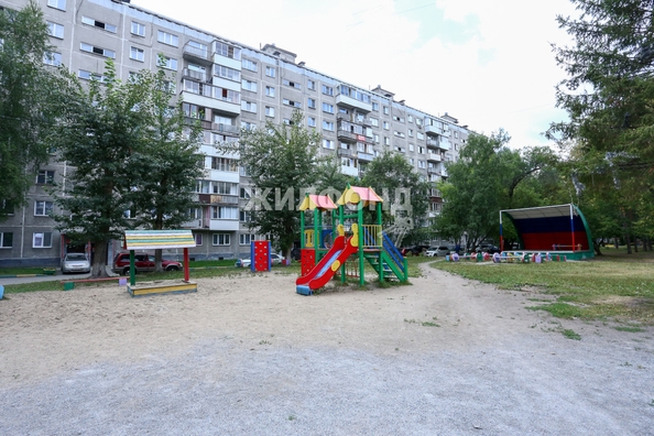 
   Продам 3-комнатную, 59.8 м², Бориса Богаткова ул, 199

. Фото 4.