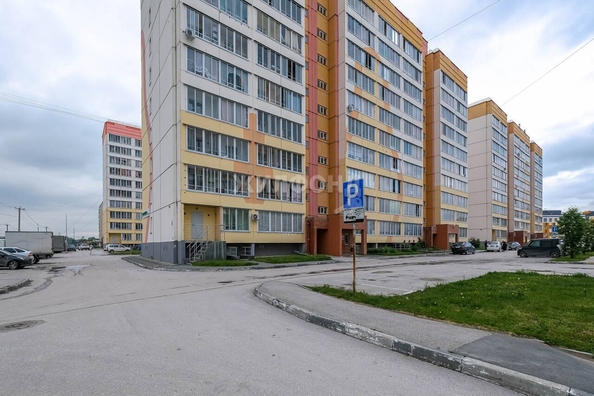 
   Продам 1-комнатную, 26 м², Петухова ул, 101

. Фото 23.