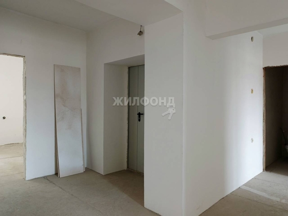 
   Продам 3-комнатную, 91.6 м², Гоголя ул, 4

. Фото 6.