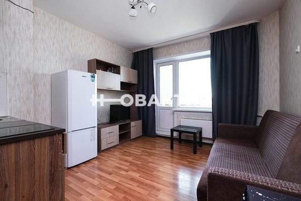 
   Продам студию, 18.1 м², Титова ул, 276

. Фото 1.