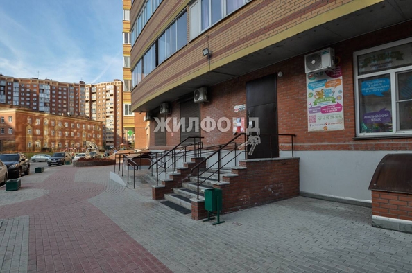 
   Продам 3-комнатную, 90.6 м², Стартовая ул, 1

. Фото 32.