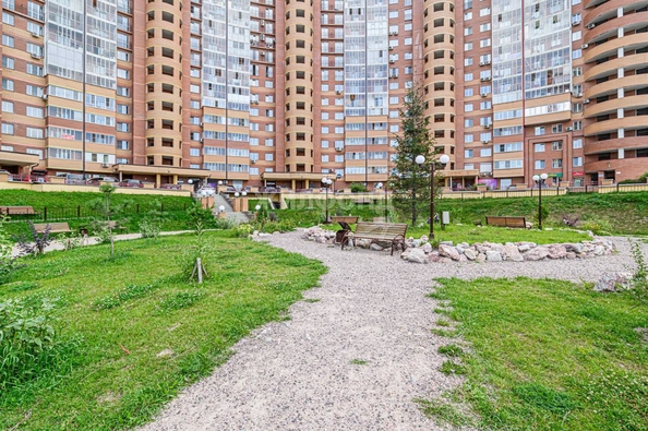 
   Продам 3-комнатную, 90.6 м², Стартовая ул, 1

. Фото 67.