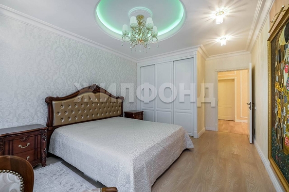 
   Продам 3-комнатную, 90.6 м², Стартовая ул, 1

. Фото 12.