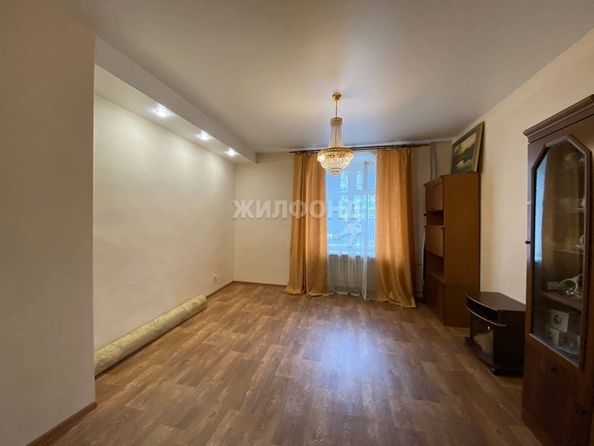 
   Продам 3-комнатную, 84.9 м², Авиастроителей ул, 14

. Фото 6.