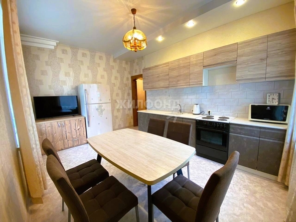 
   Продам 3-комнатную, 84.9 м², Авиастроителей ул, 14

. Фото 3.