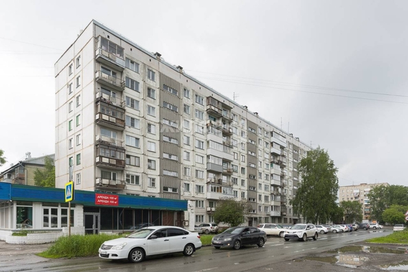 
   Продам 3-комнатную, 61.6 м², Петухова ул, 68

. Фото 18.