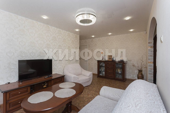
   Продам 3-комнатную, 59 м², Новогодняя ул, 16

. Фото 8.