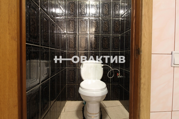 
   Продам дом, 353 м², Новосибирск

. Фото 21.