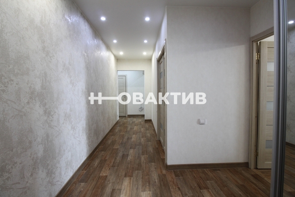 
   Продам 3-комнатную, 76.3 м², Олеко Дундича ул, 15

. Фото 6.