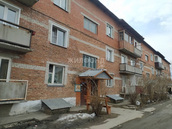 
   Продам 3-комнатную, 60.5 м², Октябрьская ул, 42

. Фото 9.