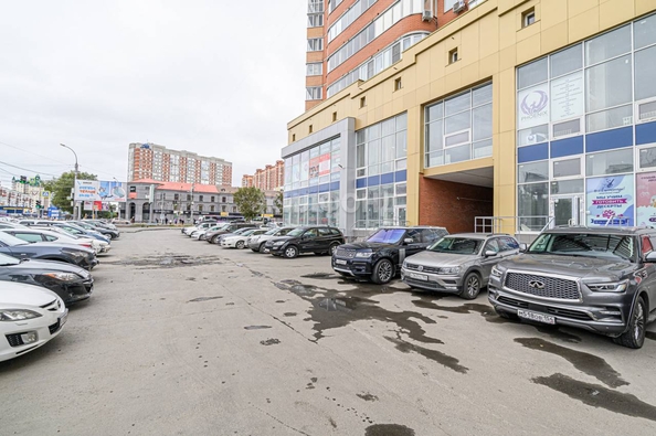 
   Продам 3-комнатную, 97.85 м², Дуси Ковальчук ул, 238

. Фото 4.