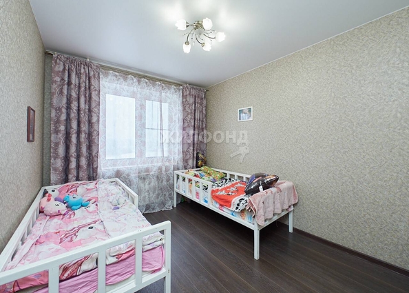 
   Продам 3-комнатную, 63 м², Красных Зорь ул, 3

. Фото 9.