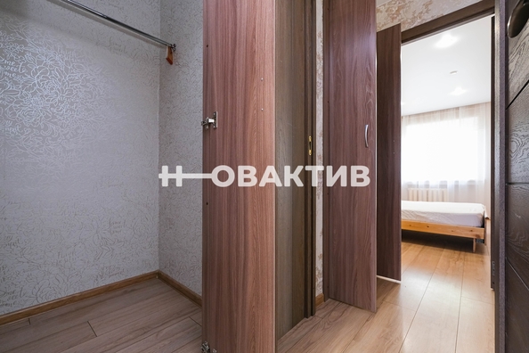 
   Продам 3-комнатную, 57.7 м², Блюхера ул, 37

. Фото 14.