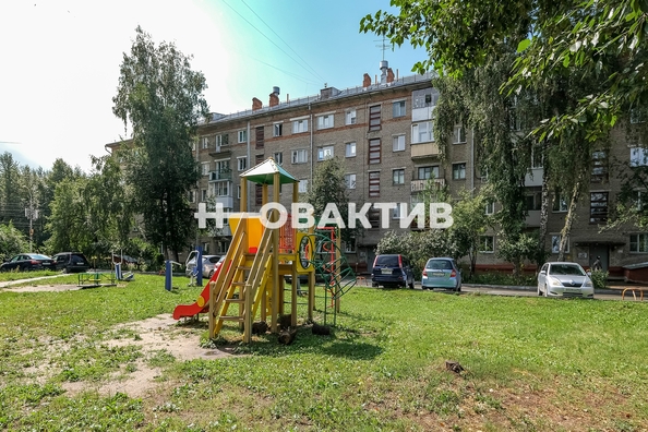 
   Продам 3-комнатную, 57.7 м², Блюхера ул, 37

. Фото 31.