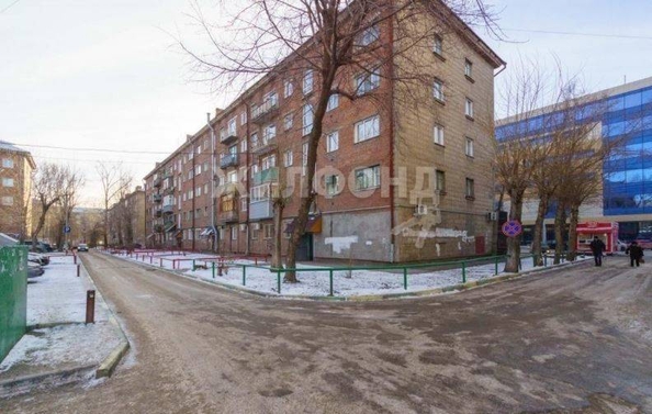 
   Продам 2-комнатную, 37.4 м², Ватутина ул, 33

. Фото 3.