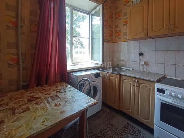 
   Продам 2-комнатную, 40.2 м², Залесского ул, 8

. Фото 19.