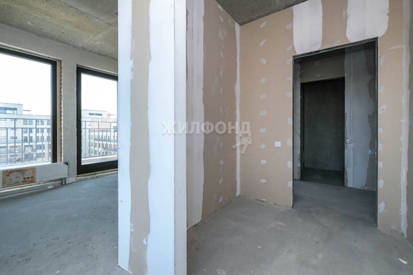 
   Продам 3-комнатную, 153.1 м², 3-й микрорайон, 2

. Фото 10.