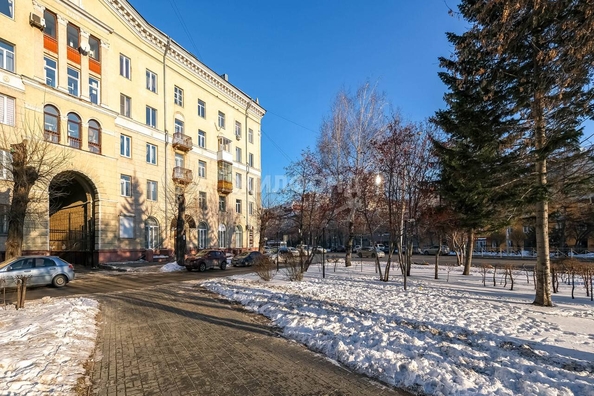 
   Продам 2-комнатную, 53 м², Дзержинского пр-кт, 1а

. Фото 15.