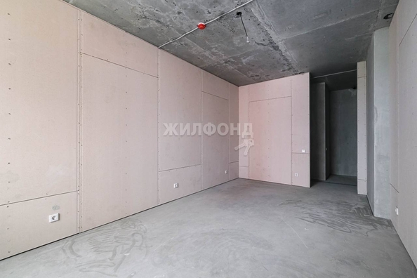 
   Продам 3-комнатную, 76.4 м², Чикаго

. Фото 28.