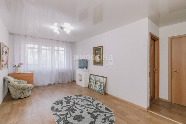 
   Продам 3-комнатную, 57.7 м², Вертковская ул, 12

. Фото 12.