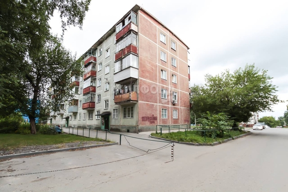 
   Продам 3-комнатную, 57.7 м², Вертковская ул, 12

. Фото 32.