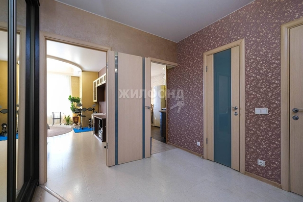 
   Продам 1-комнатную, 55.2 м², Краснообск, 102

. Фото 10.