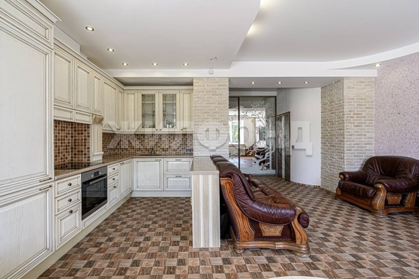 
   Продам 2-комнатную, 55 м², Станиславского ул, 4

. Фото 4.