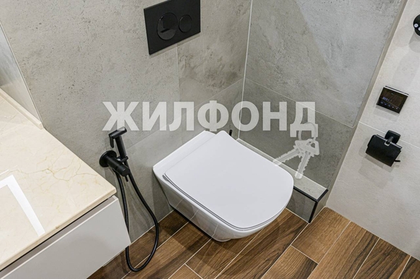 
   Продам 2-комнатную, 51 м², Дмитрия Шамшурина ул, 29

. Фото 15.