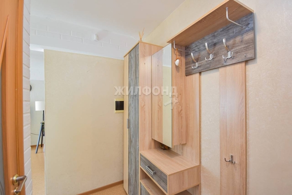 
   Продам 2-комнатную, 45.2 м², Владимировская ул, 13

. Фото 26.