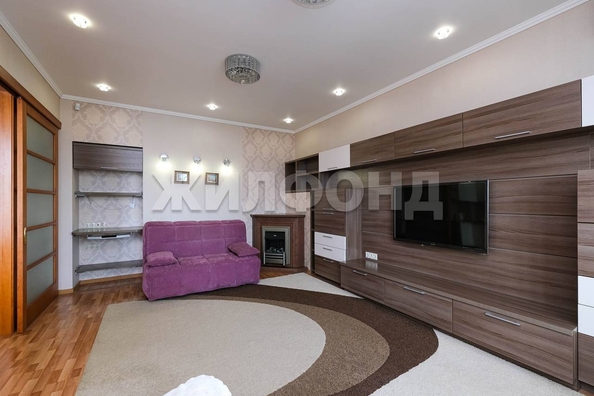 
  Продается 3-комн. квартира, 96.9 м², Гоголя ул, д. 42
. Фото 2.