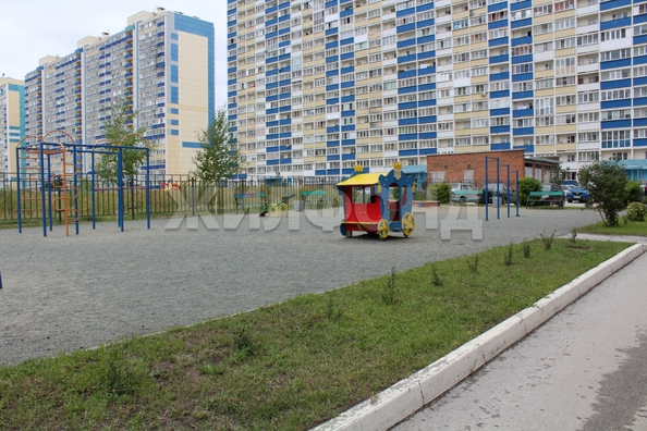 
   Продам 4-комнатную, 129.7 м², Виктора Уса ул, 7/1

. Фото 21.