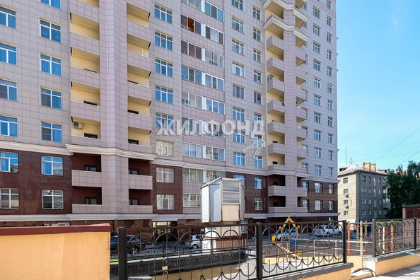 
   Продам 4-комнатную, 143 м², Романова ул, 25

. Фото 19.