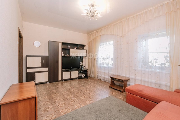 
   Продам дом, 63.6 м², Новосибирск

. Фото 4.