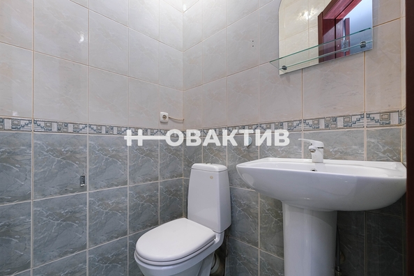 
   Продам таунхаус, 307.1 м², Новосибирск

. Фото 36.