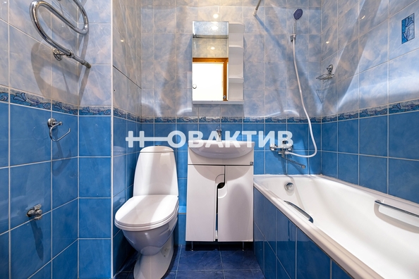 
   Продам 2-комнатную, 44 м², Красный пр-кт, 81/1

. Фото 15.