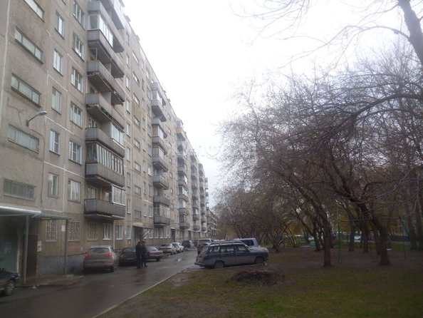 
   Продам 3-комнатную, 62.7 м², Объединения ул, 96/1

. Фото 8.