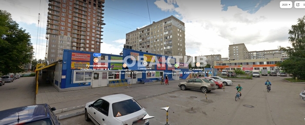 
   Сдам торговое помещение, 6.3 м², Кропоткина ул, 130/7

. Фото 1.