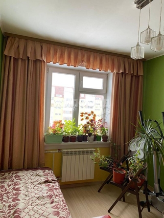 
   Продам 4-комнатную, 76.5 м², Урманова ул, 1/1

. Фото 3.