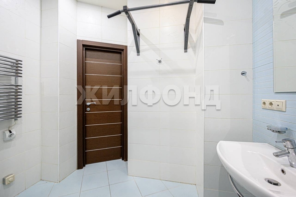 
   Продам 3-комнатную, 117.4 м², Щетинкина ул, 49

. Фото 25.