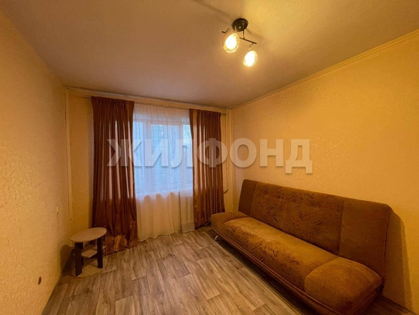 
   Продам 3-комнатную, 60.8 м², Русская ул, 9

. Фото 8.