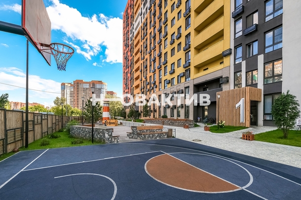 
   Продам 3-комнатную, 62.6 м², 2-я Обская ул, 71/1

. Фото 39.