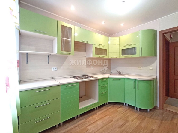 
   Продам 3-комнатную, 57.7 м², Маяковского ул, 24/1

. Фото 2.