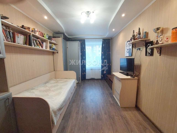 
   Продам 3-комнатную, 67.6 м², Кубовая ул, 113/4

. Фото 11.