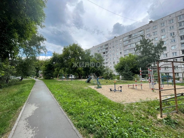 
   Продам 1-комнатную, 30.9 м², Кропоткина ул, 127

. Фото 21.