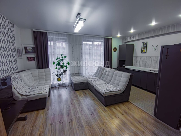 
   Продам 2-комнатную, 45.2 м², Морской мкр, 1

. Фото 2.