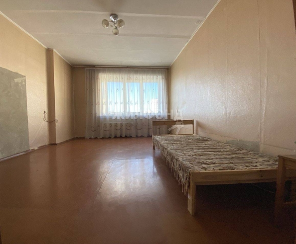 
   Продам 3-комнатную, 59.6 м², Пархоменко ул, 26

. Фото 2.