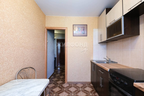 
   Продам 3-комнатную, 62.5 м², Ленинградская ул, 182

. Фото 12.