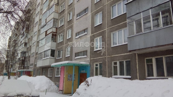 
   Продам 3-комнатную, 62.5 м², Ленинградская ул, 182

. Фото 2.